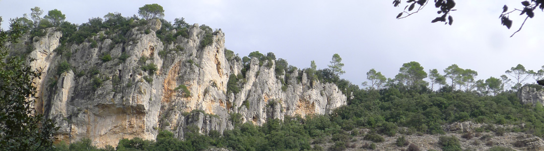 Barre jurassique dans le secteur de Chateauvert